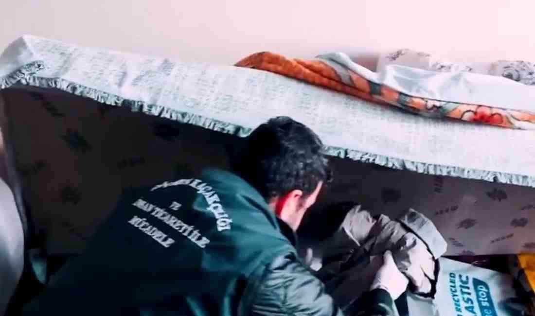 Iğdır’da sahte ikamet ve yol izin belgeleriyle Afganistan uyruklu 2