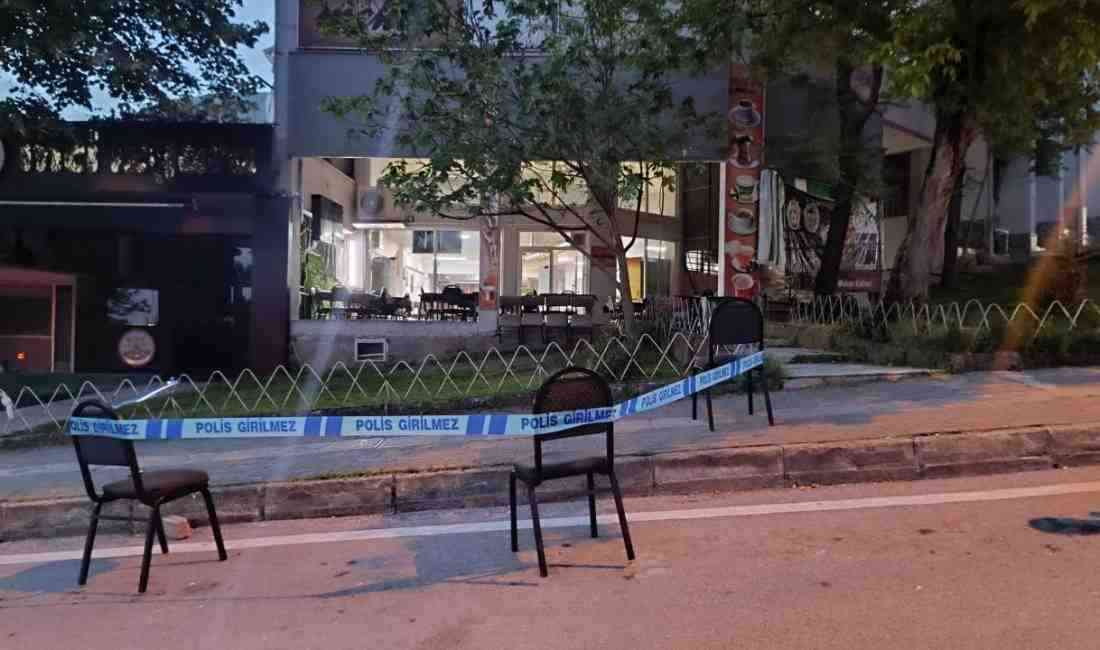 Bursa’nın Yıldırım ilçesinde motosikletle gelen kimliği belirsiz bir kişi, sabahın