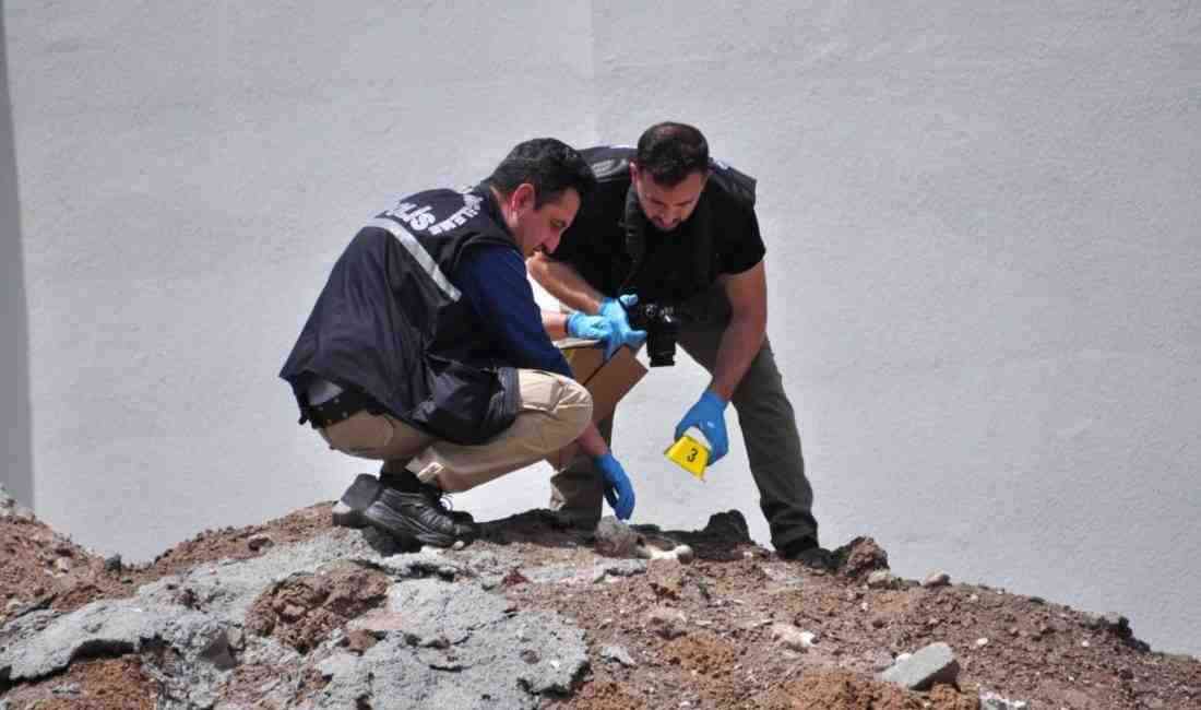 Kazı Sırasında Şüpheli Kalıntılar Ortaya Çıktı Kars’ın Cumhuriyet Mahallesi‘nde bir