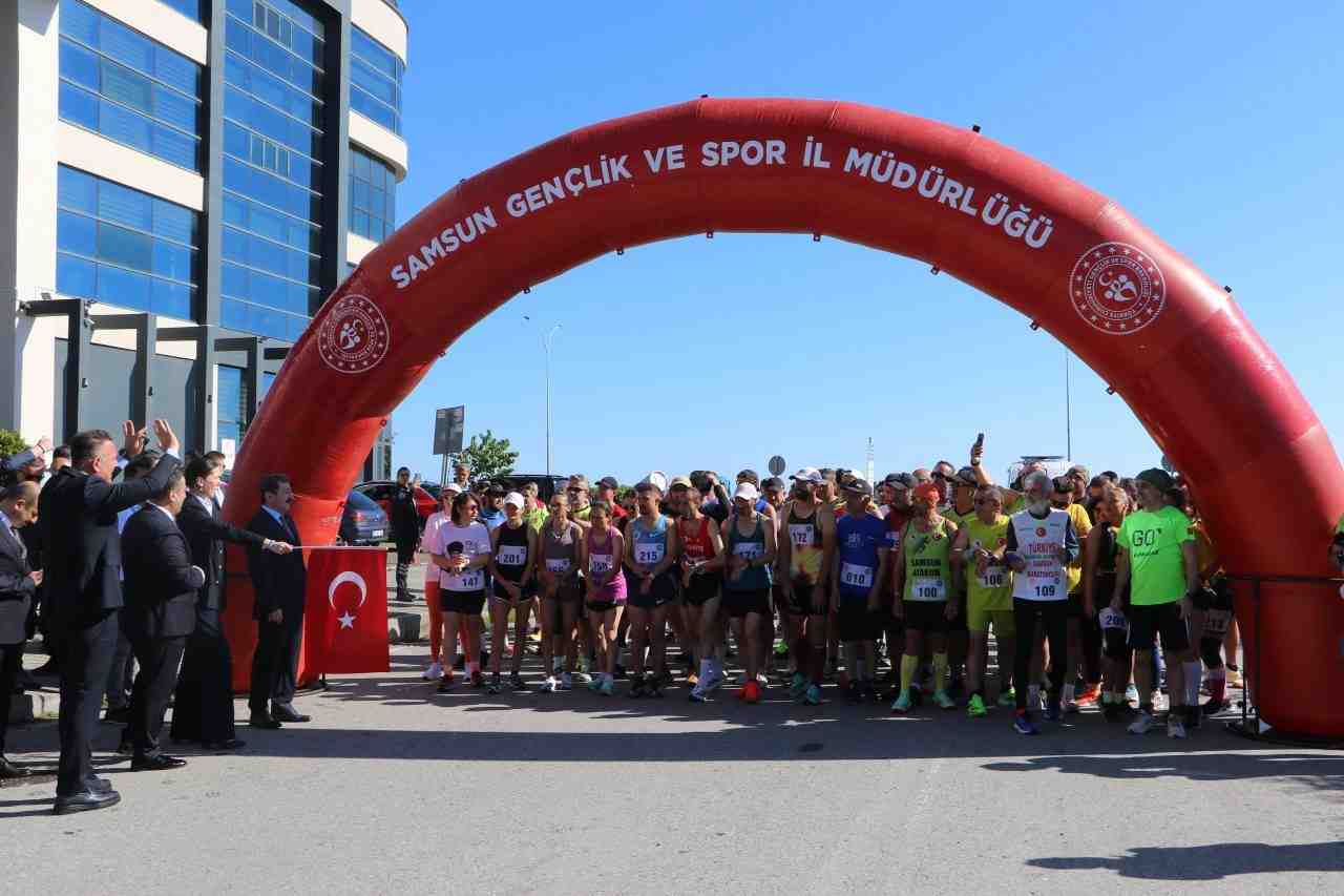 Samsun’da 19 Mayıs Atatürk’ü Anma, Gençlik ve Spor Bayramı kutlamaları
