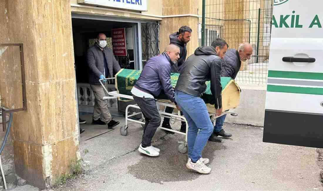 2 Çocuk Annesi Kadın KKKA Şüphesiyle Yaşamını Yitirdi Sivas’ın Zara