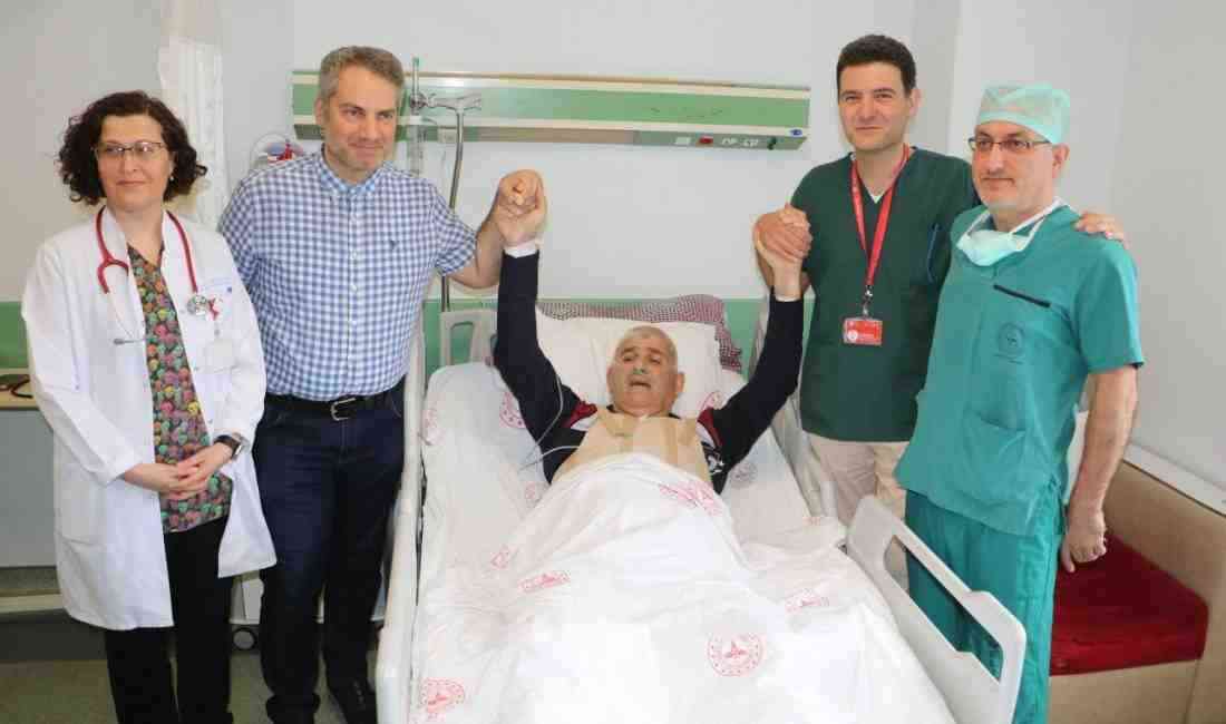 Samsun’da Nadir Görülen Moyamoya Hastasına Türkiye’de Bir İlk: Çalışan Kalpte
