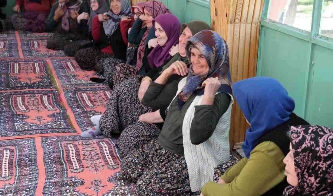 Köylerde ahırda bile eğitim veriliyor; hedef daha bilinçli ve mutlu