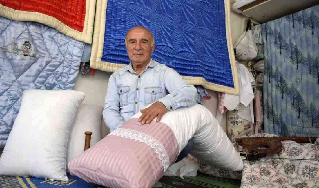 Antalya’da 1971 yılından bu yana yorgancılık yapan İbrahim Yılmaz, geçmişin
