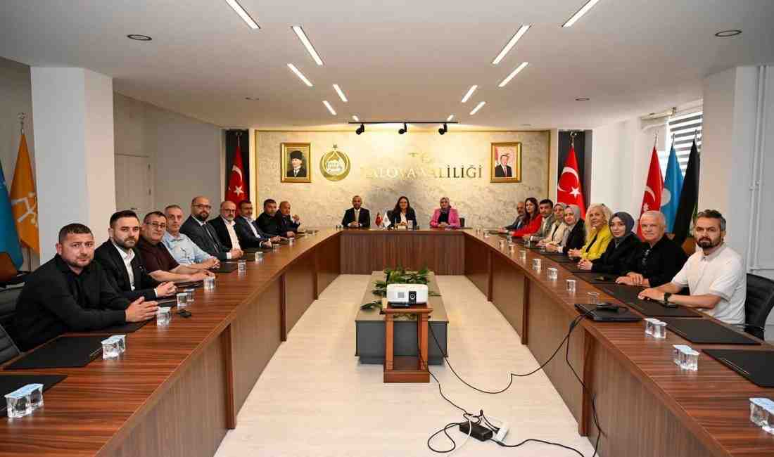 Yalova’nın Geleceği İçin İş Birliği Mesajı VerildiAK Parti Yalova İl