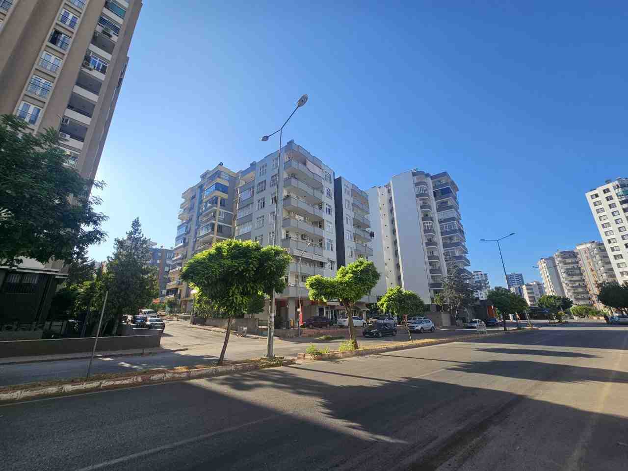 Adana’nın Saimbeyli ilçesinde sabah saatlerinde meydana gelen 4.5 büyüklüğündeki deprem,