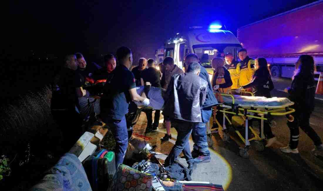 Düzce’de Anadolu Otoyolu’nun Yeşilyayla mevkisinde meydana gelen trafik kazasında 7