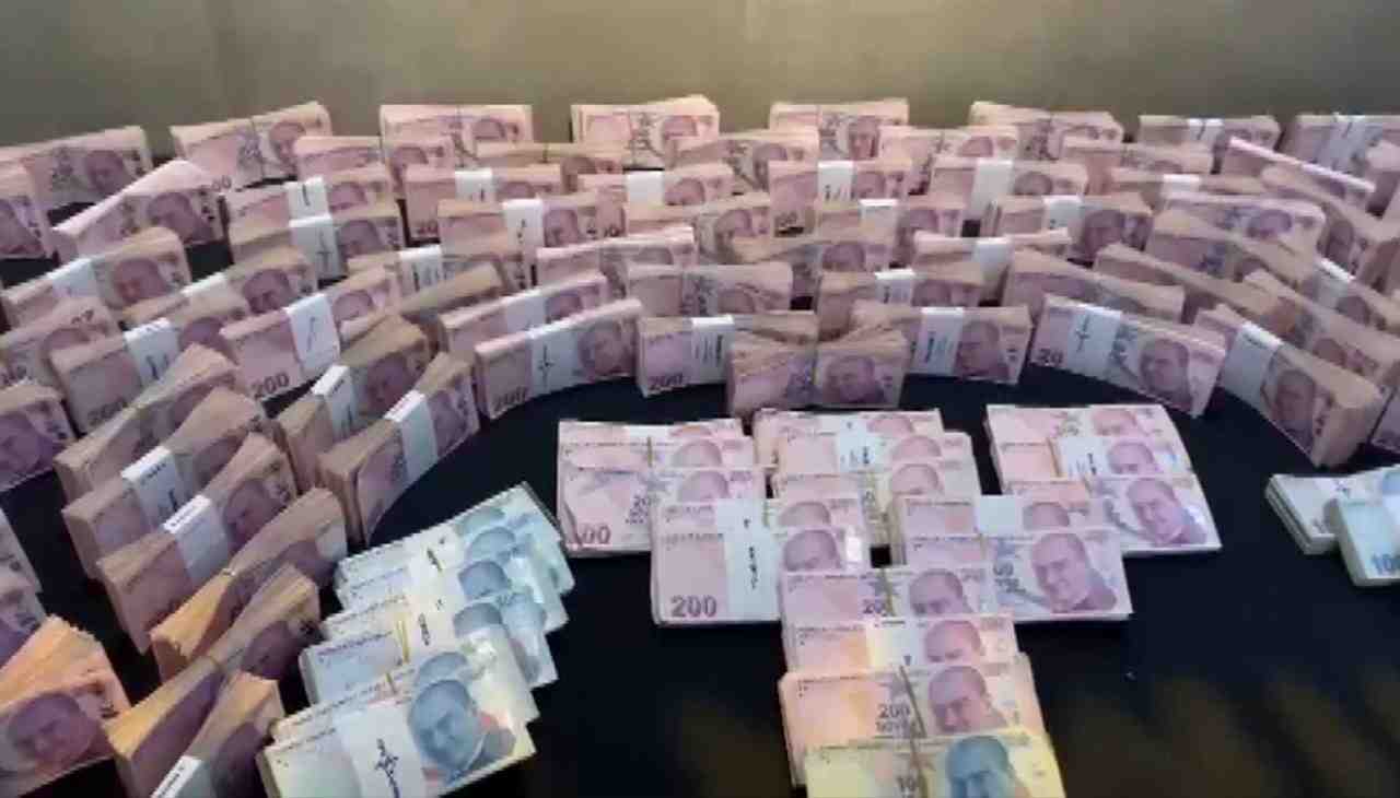 Telefonla “Kamu Görevlisi” Yalanı, Milyonluk VurgunAnkara Emniyeti, kendilerini polis ve