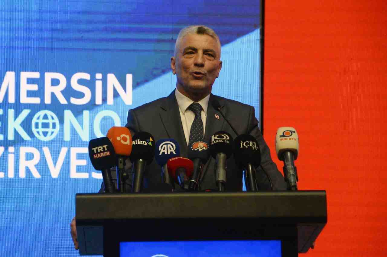 Ticaret Bakanı Mersin Ekonomi Zirvesi’nde Konuştu Ticaret Bakanı Ömer Bolat,