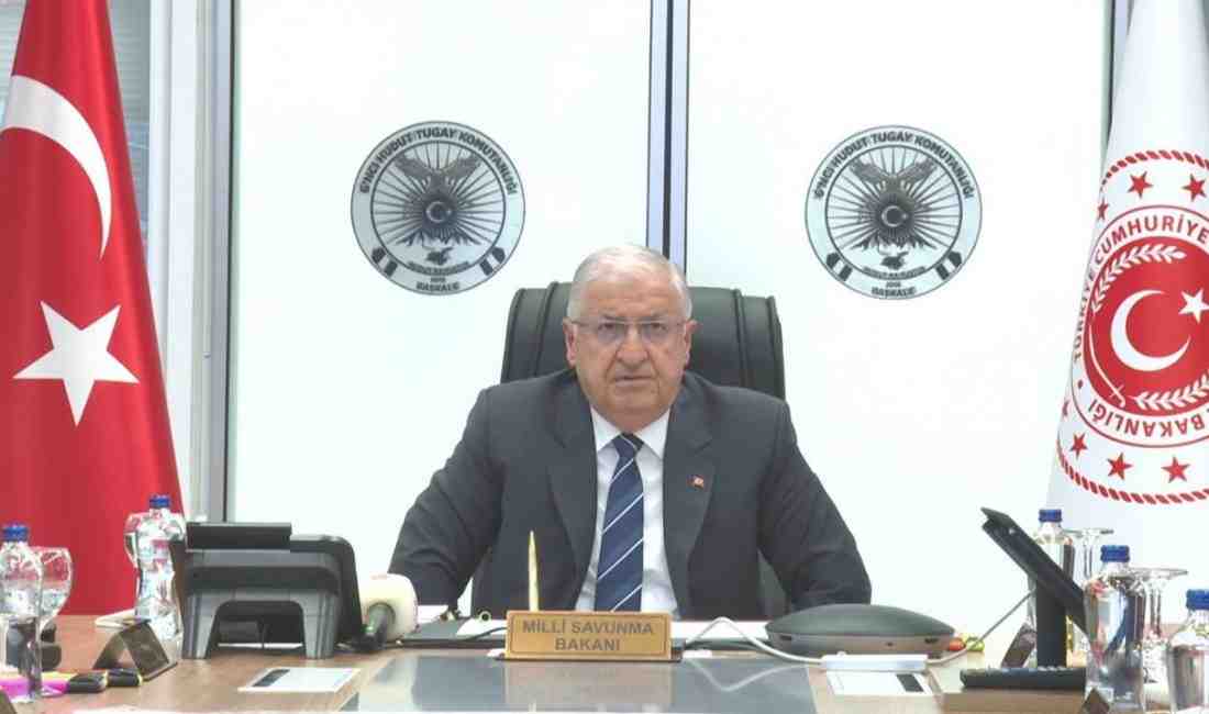 Van Sınır Hattında Güvenlik Toplantısı Milli Savunma Bakanı Yaşar Güler,