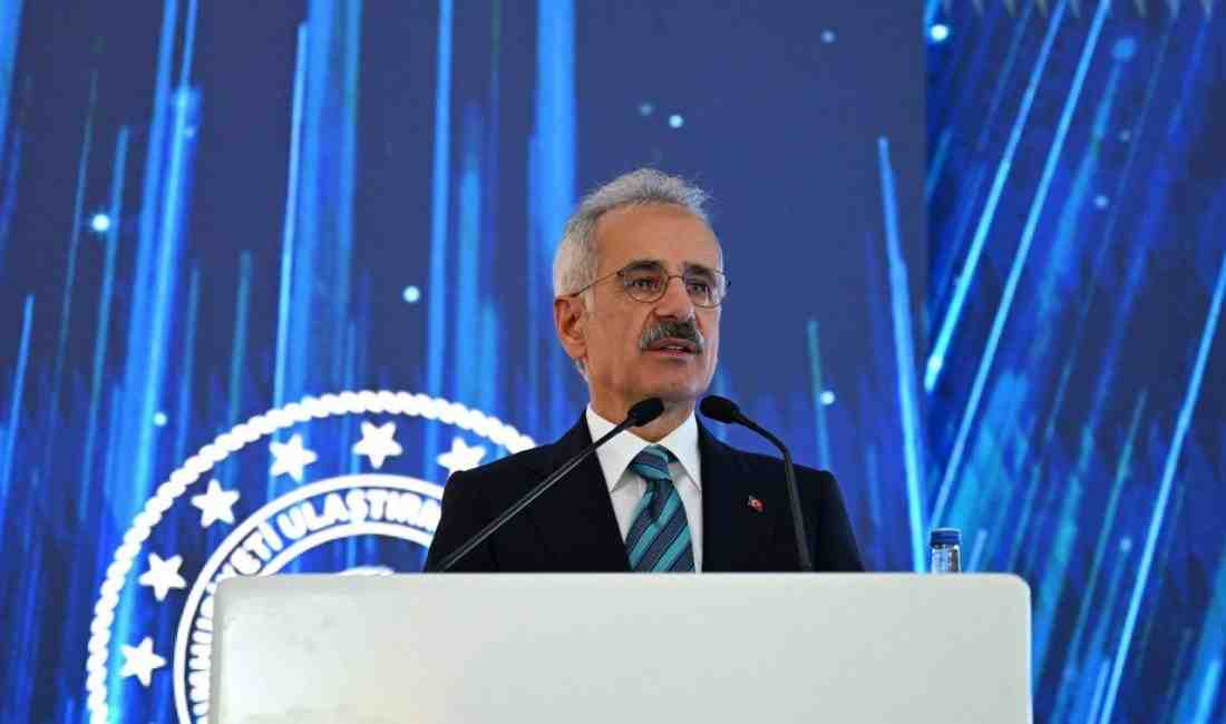 Ulaştırma ve Altyapı Bakanı Abdulkadir Uraloğlu, Ankara’da düzenlenen “Amatör Denizci