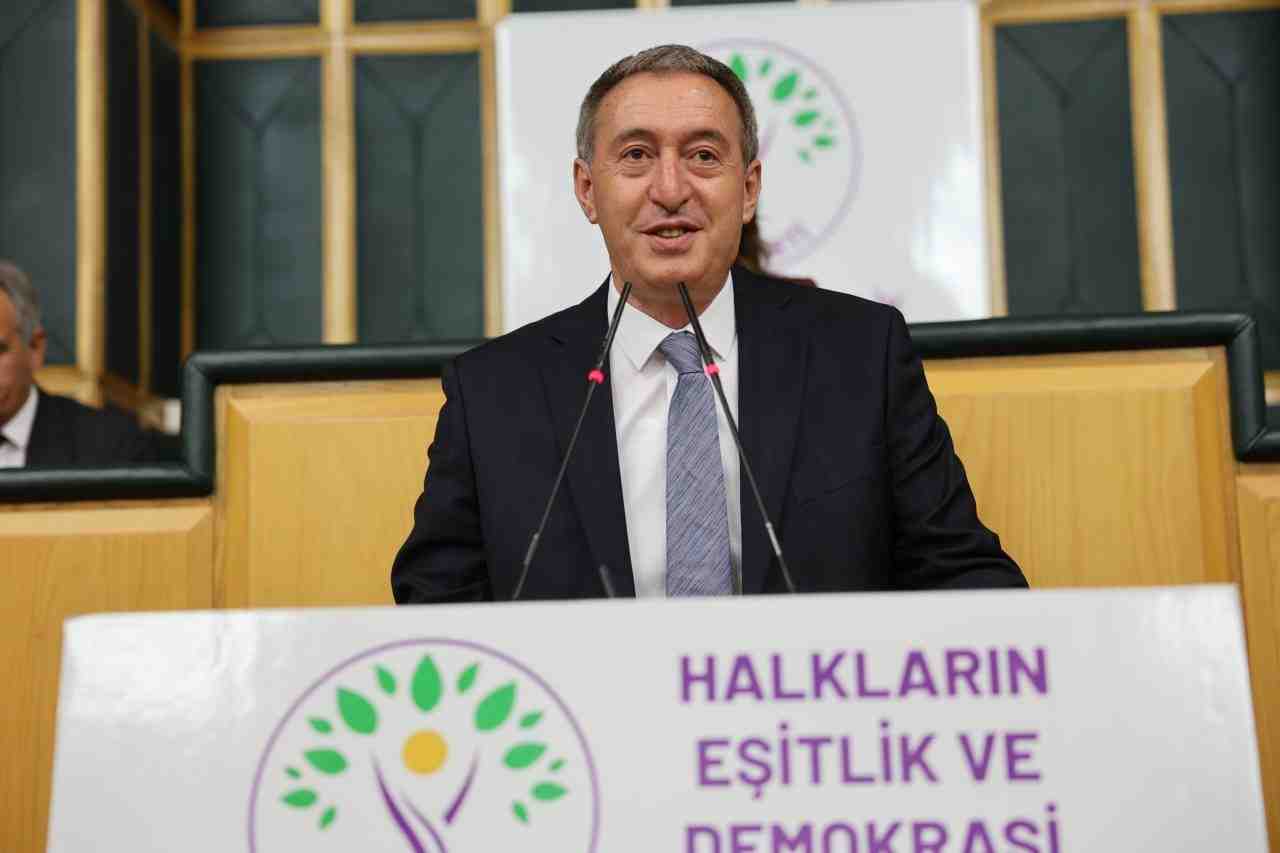 DEM Parti’den Barış VurgusuDEM Parti Eş Genel Başkanı Tuncer Bakırhan,
