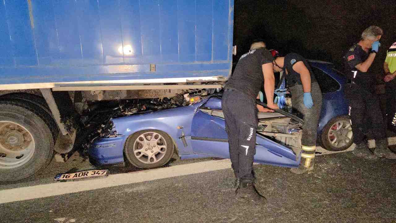 Gece Saatlerinde Otoyolda Can PazarıBursa’nın Gemlik ilçesinde gece saatlerinde meydana