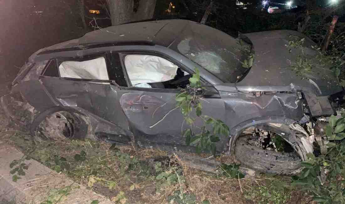 Bursa’nın Karacabey ilçesinde gece saatlerinde meydana gelen kazada, alkollü olduğu