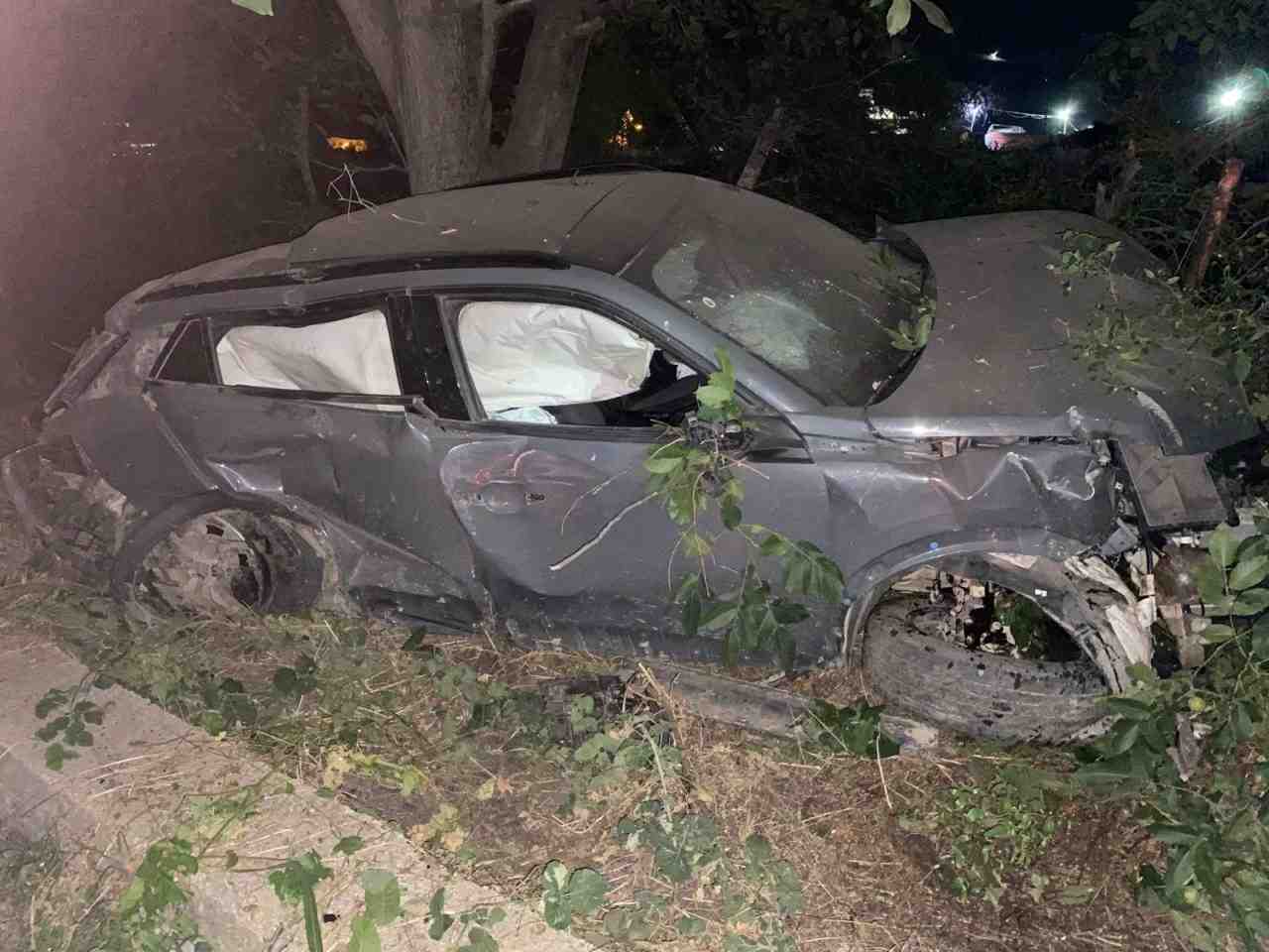 Bursa’nın Karacabey ilçesinde gece saatlerinde meydana gelen kazada, alkollü olduğu
