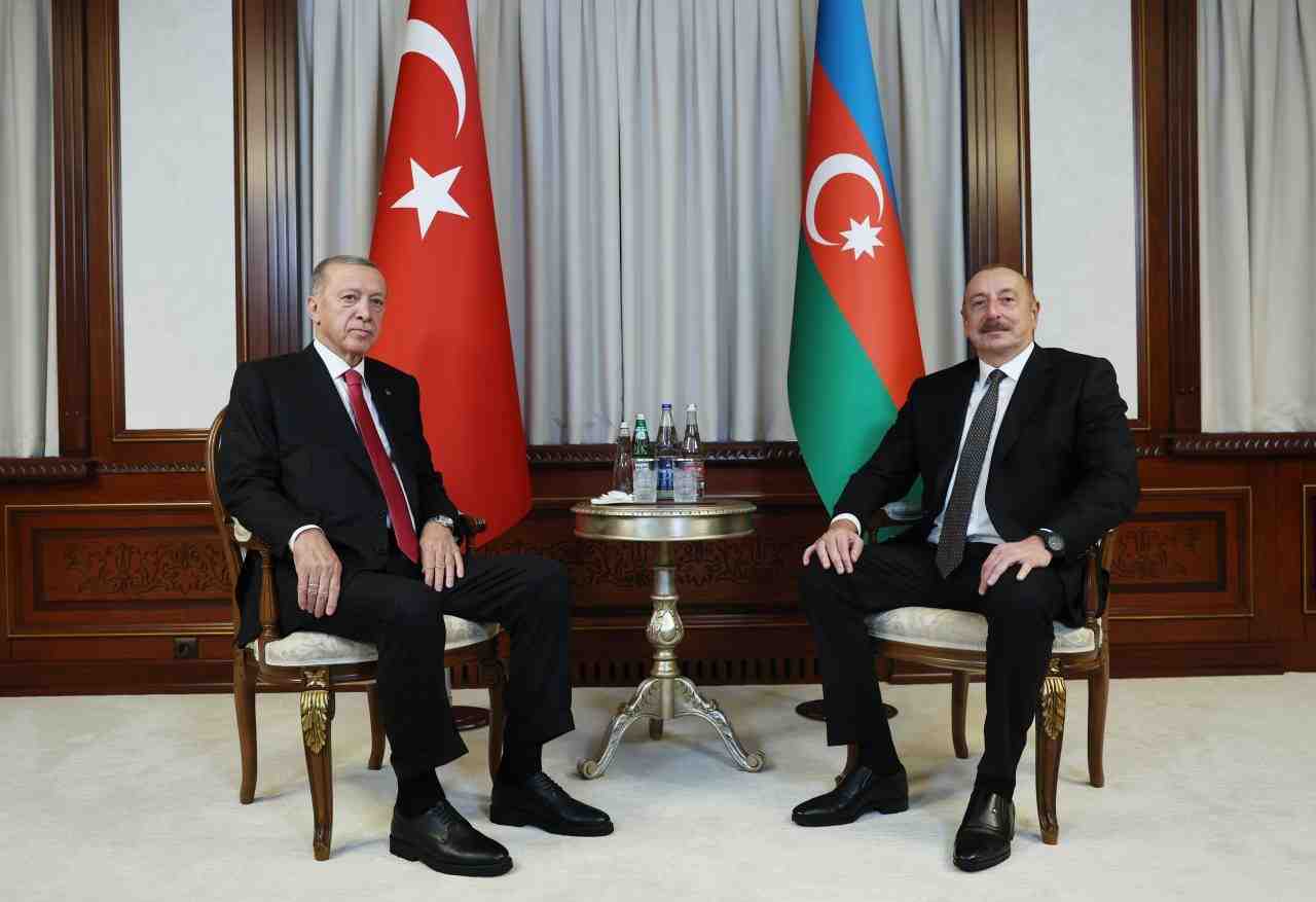 250 Bininci Afet Konutu Teslim EdiliyorCumhurbaşkanı Recep Tayyip Erdoğan ve