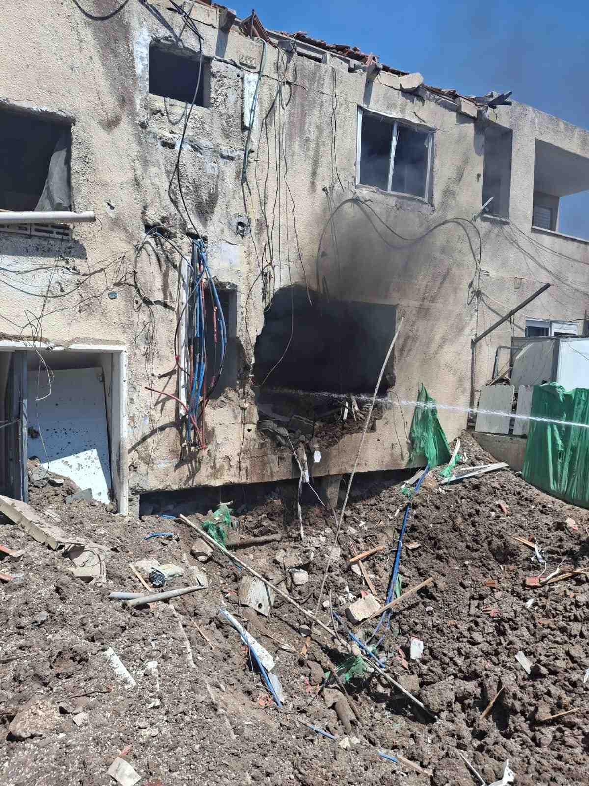 İran’ın, İsrail’in kuzeydoğusunda bulunan Bet Şean kentine insansız hava aracı