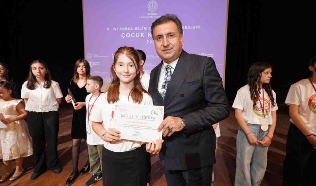 Çocuklar Bilim, Sanat ve Teknolojiyi Buluşturduİstanbul İl Milli Eğitim Müdürlüğü