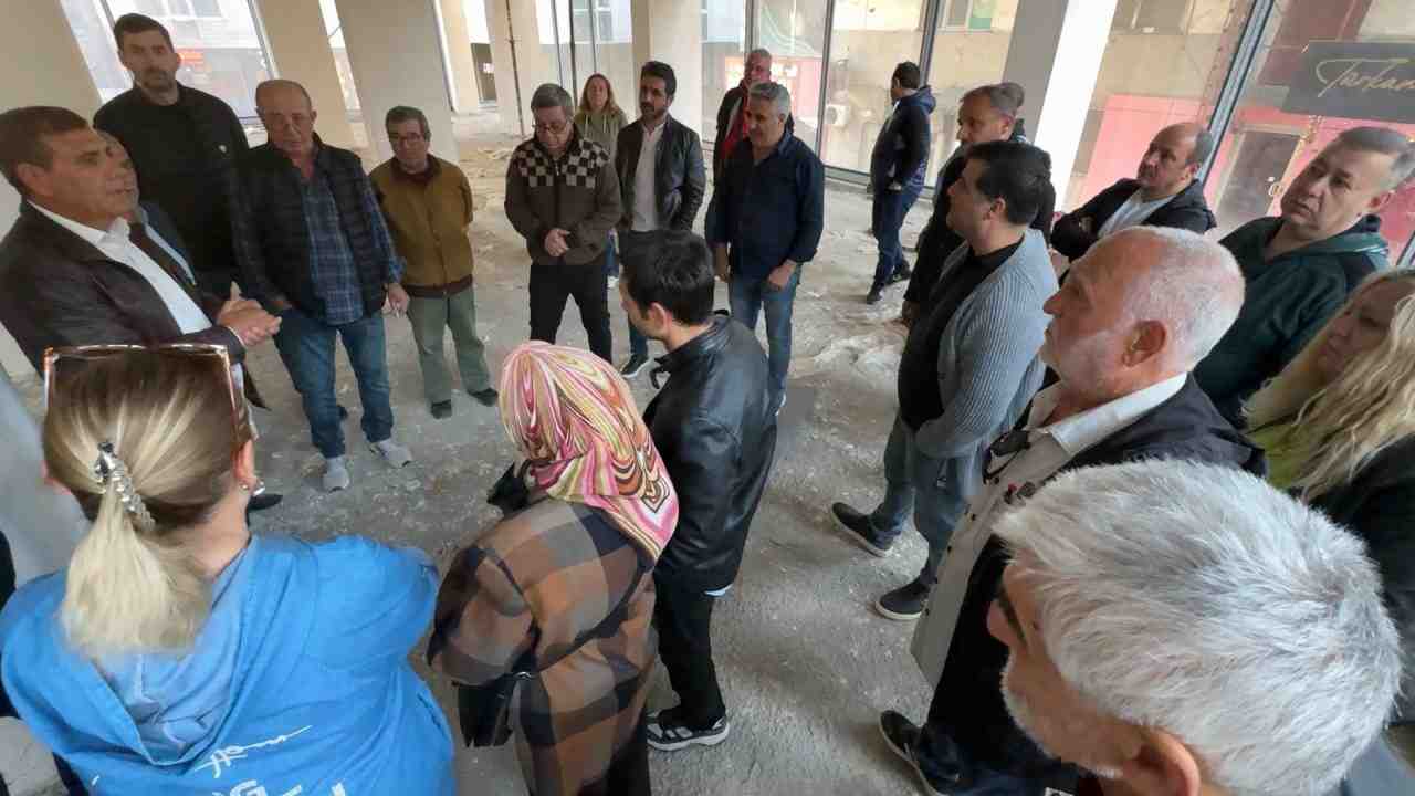 Yarım Kalan İnşaat, Yüzlerce Kişiyi Mağdur Ettiİstanbul Avcılar’da riskli olduğu