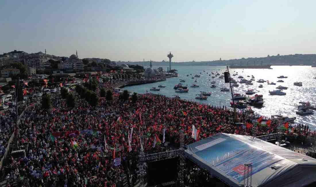 Gazze İçin Meydanda Buluştular İstanbul Üsküdar Meydanı’nda, Saadet Partisi öncülüğünde