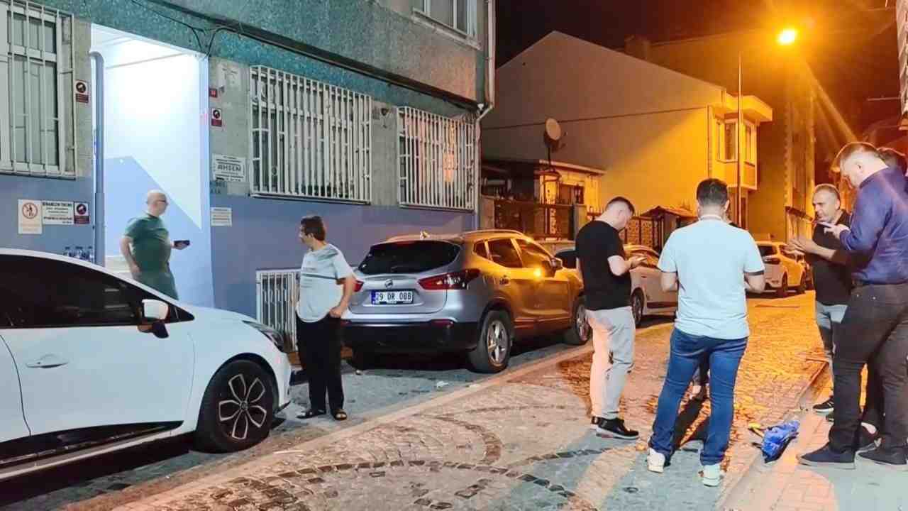İstanbul Fatih’te görevli polis memuru Semih G., evinde beylik tabancasıyla
