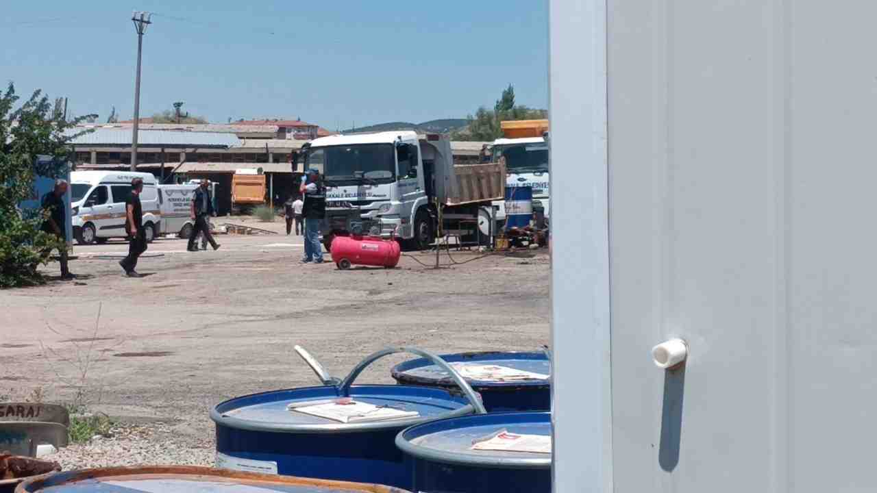 Basınç Nedeniyle Tank PatladıKırıkkale’nin Yuva Mahallesi’nde Kırıkkale Belediyesi Destek Hizmetleri