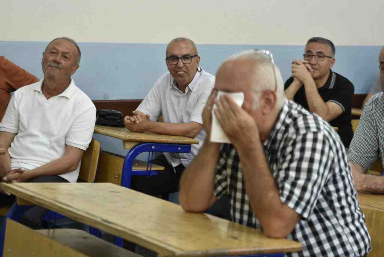 1986 Mezunları Öğretmenleriyle Bir Araya GeldiBitlis Lisesi’nden 1986 yılında mezun