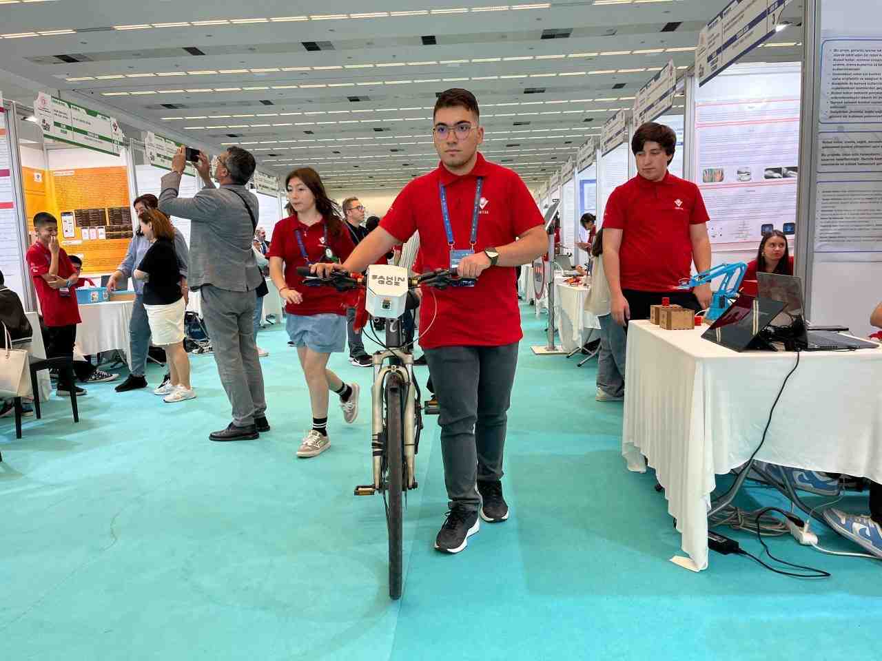 “Şahin Göz” ile Engeller Görülmeden Algılanıyor Malatya Erman Ilıcak Fen