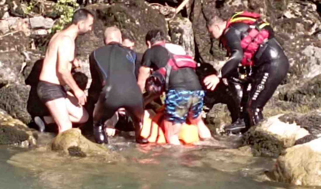 Dengesini Kaybedip Suya DüştüTunceli’de 17 yaşındaki Eylül Y., arkadaşlarıyla birlikte