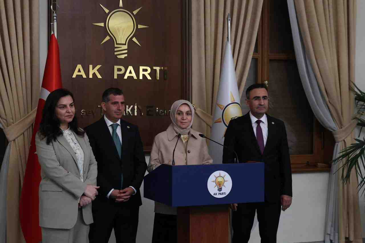 Yeni Kanun Teklifi Meclis’teAK Parti Grup Başkan Vekili Leyla Şahin