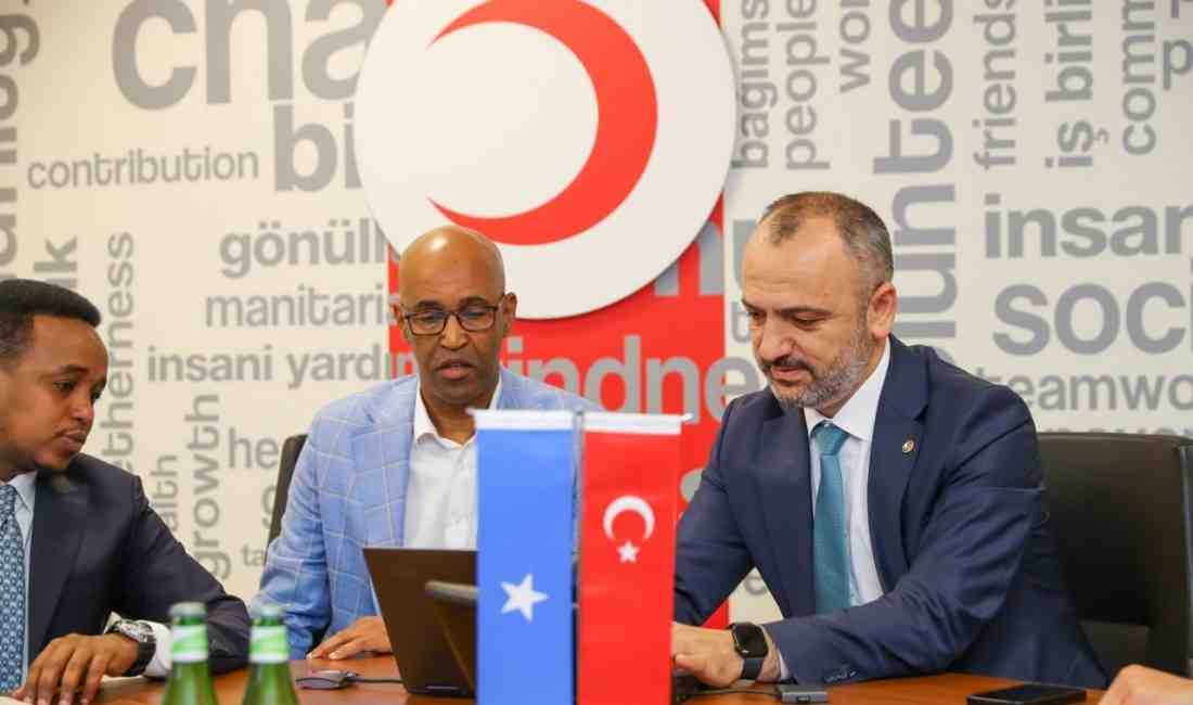 2025 Kurban Bağışlarıyla 200 Binden Fazla Kişiye Ulaşılacak Türk Kızılay,