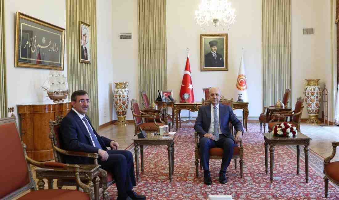 Kurtulmuş ve Yılmaz Ankara’da Bir Araya GeldiTürkiye Büyük Millet Meclisi
