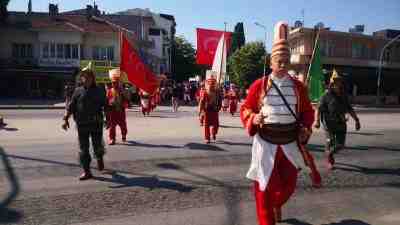 Çanakkale’nin Lapseki ilçesine bağlı Çardak beldesinde, Türklerin Anadolu’dan Rumeli’ye geçişinin