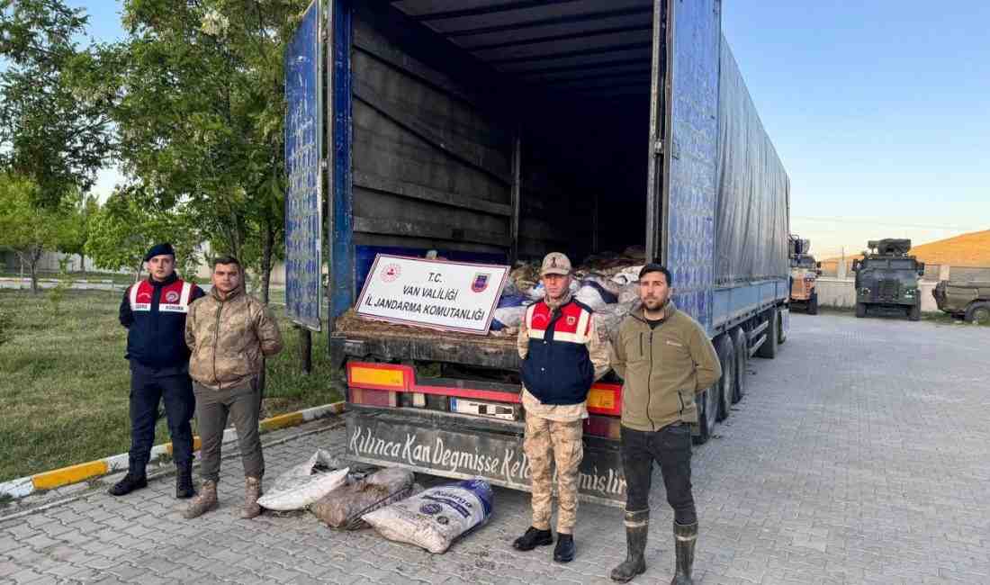 İnci Kefalini Koruma Denetimleri Aralıksız Sürüyor Van Gölü’nün tuzlu ve