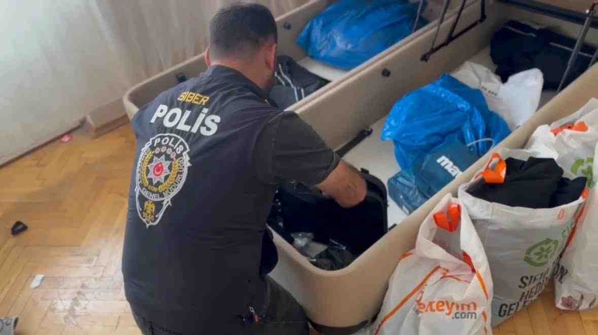 Sahte Borsa Uygulamalarıyla Vatandaşları KandırdılarYalova İl Emniyet Müdürlüğü Siber Suçlarla