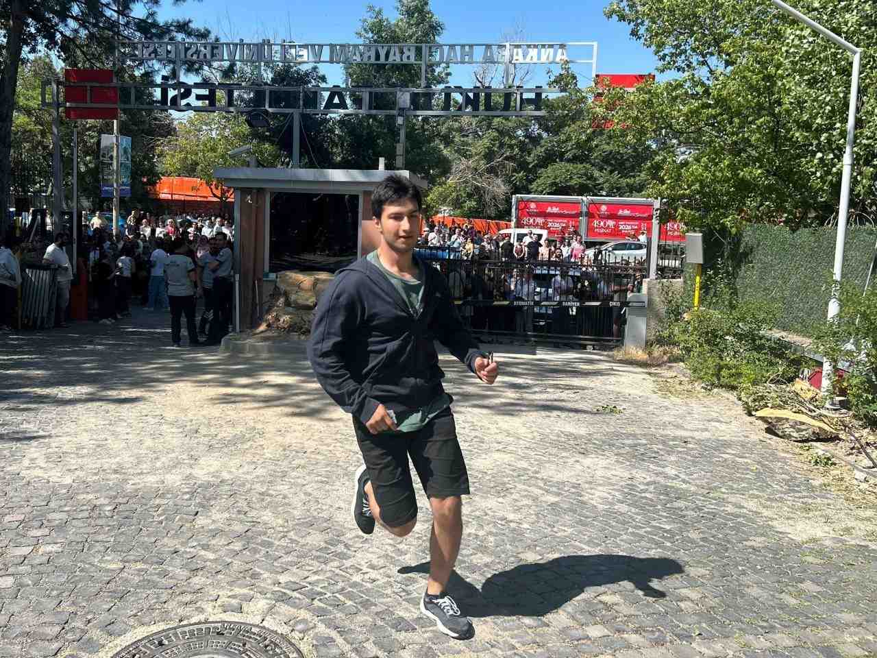 Üniversite Yolunda Kritik Gün: AYT’ye 2 Milyonu Aşkın Aday KatıldıAnkara’da