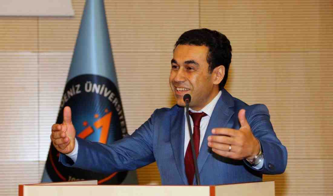 Akdeniz Üniversitesi’nin eski rektör yardımcısı ve uzun yıllar Hukuk Fakültesi