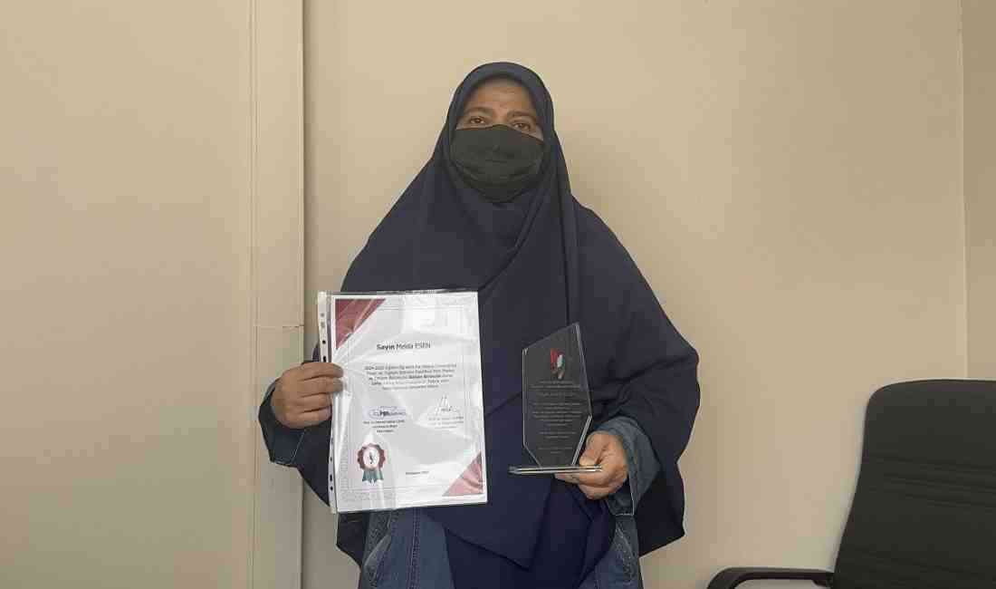 Yalova’da yaşayan 53 yaşındaki Melda Sarıtaş Esen, azmi ve öğrenme