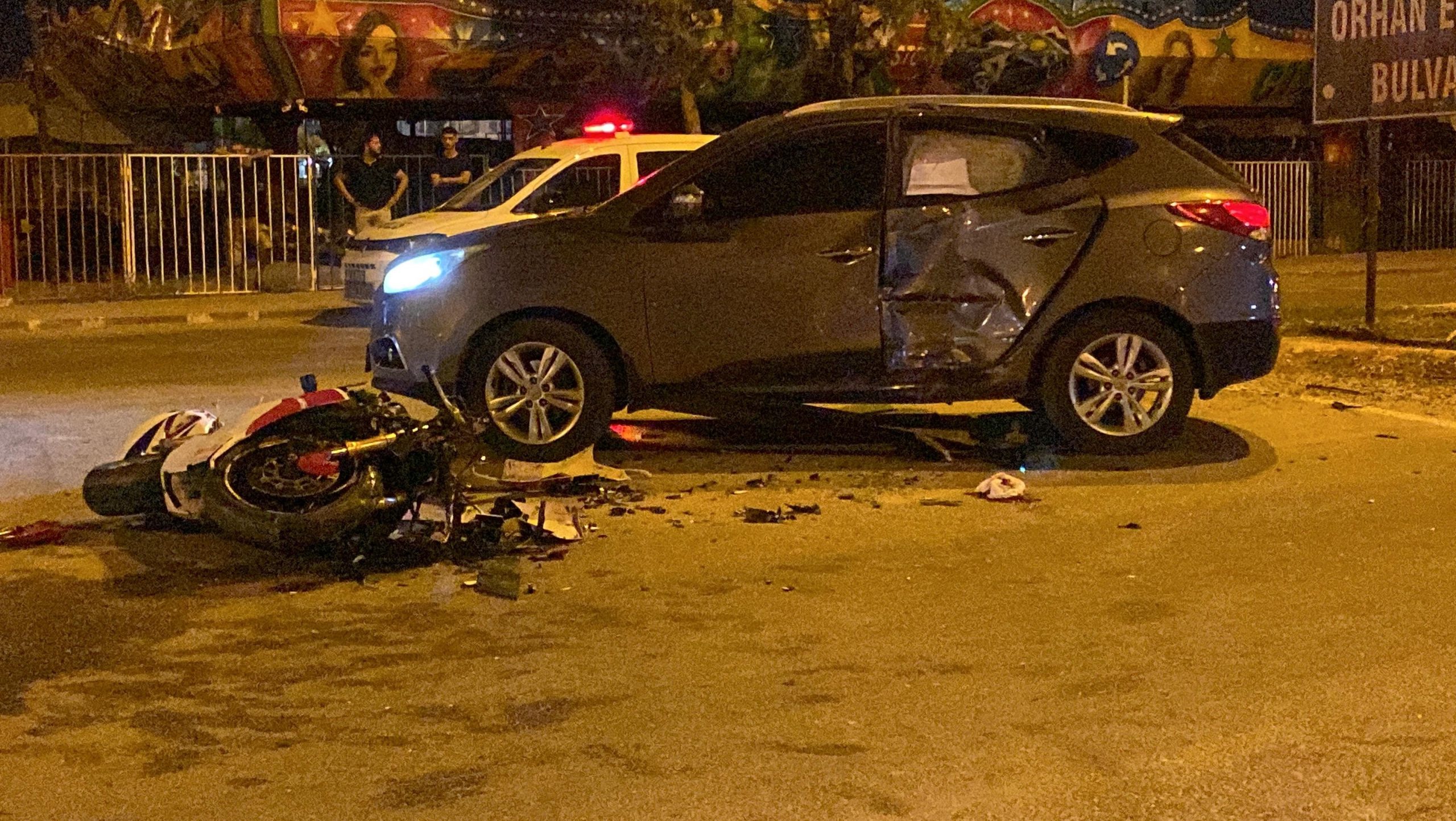 Adana’nın Ceyhan ilçesinde otomobille çarpışan motosikletin sürücüsü Cumali Ekinci (33),