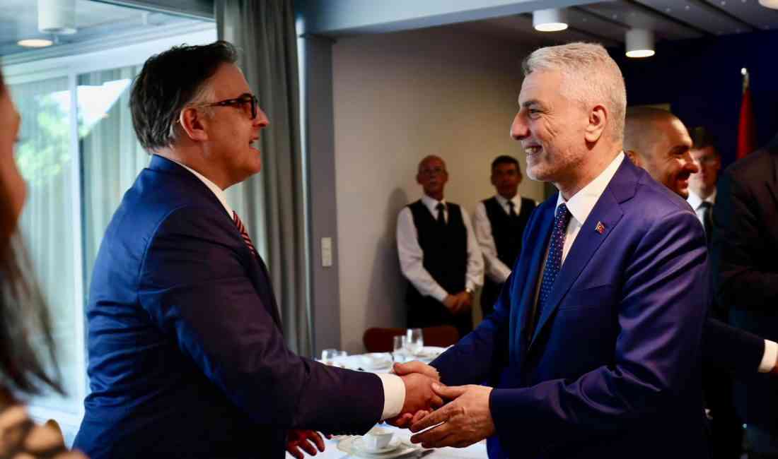 AB Büyükelçileriyle Ankara’da Önemli Buluşma Ticaret Bakanı Ömer Bolat, Ankara’da