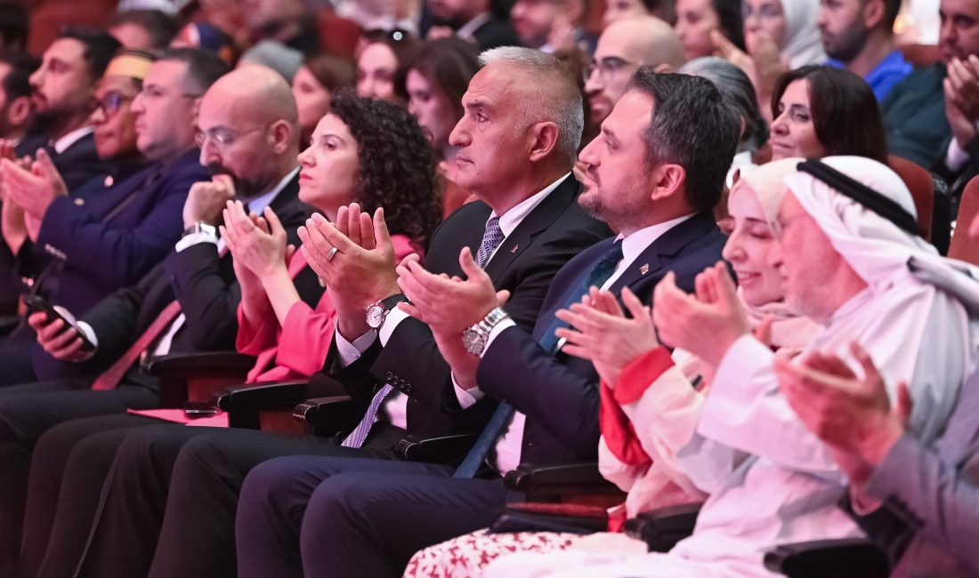 2025 Türkçe Yaz Okulu Kapanışında Kültür ve Dostluk Vurgusu Kültür ve Turizm Bakanı Mehmet Nuri Ersoy, Yunus Emre Enstitüsü