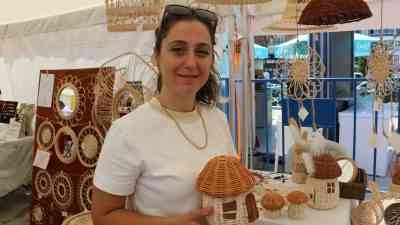 Samsun’da yaşayan 36 yaşındaki Yasemin Köksal, doğal bambu çubukları ve