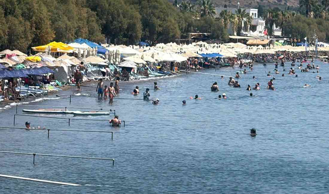 Muğla’nın Bodrum ilçesinde sıcaklık 38 dereceye kadar yükselirken, yerli ve