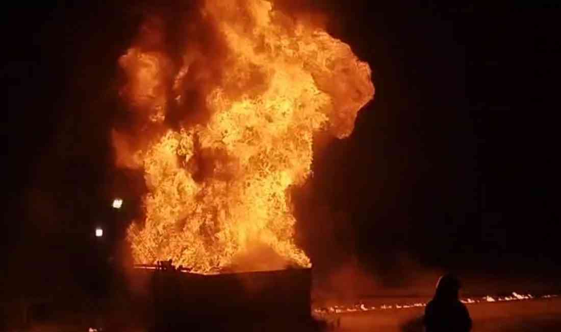 TPAO’ya Ait Kuyuda Gece Yarısı Patlama Diyarbakır-Batman karayolu üzerinde bulunan