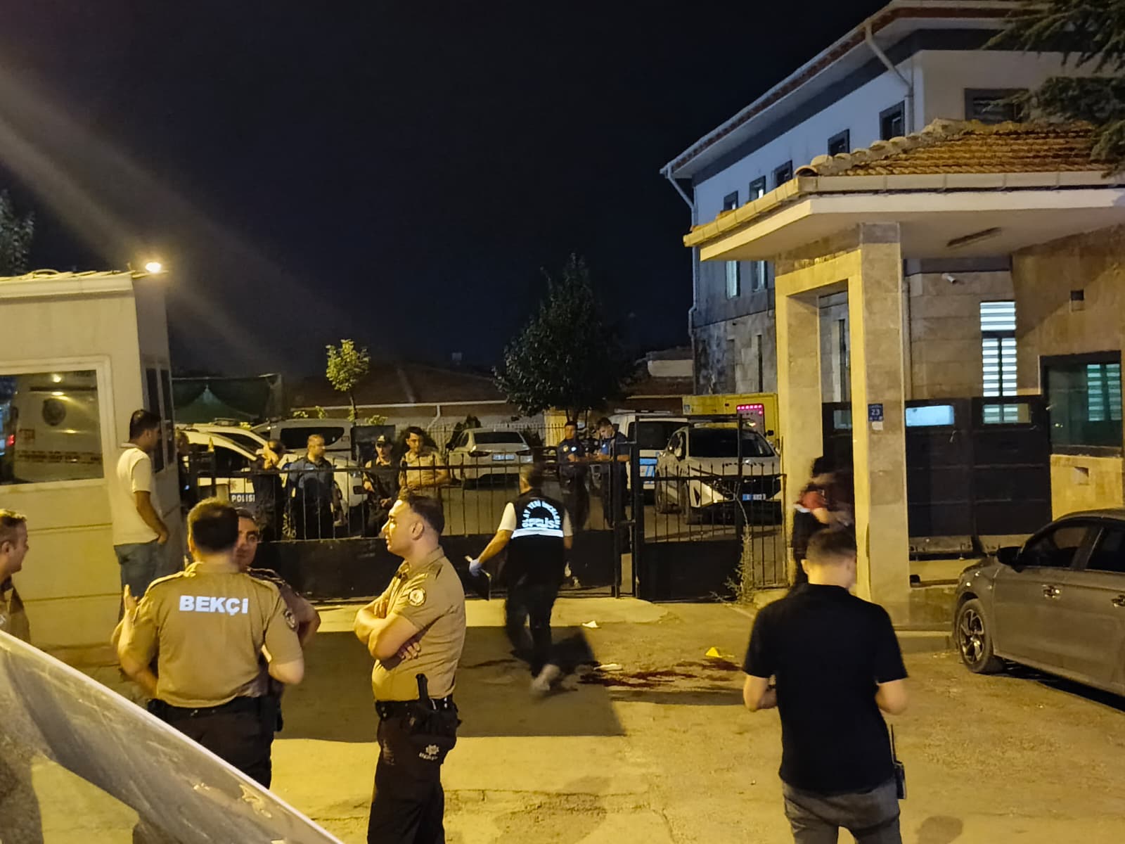 Bıçaklı Kavga: 1’i Ağır, 3 Kişi Yaralandı Elazığ’da, Abdullah Paşa
