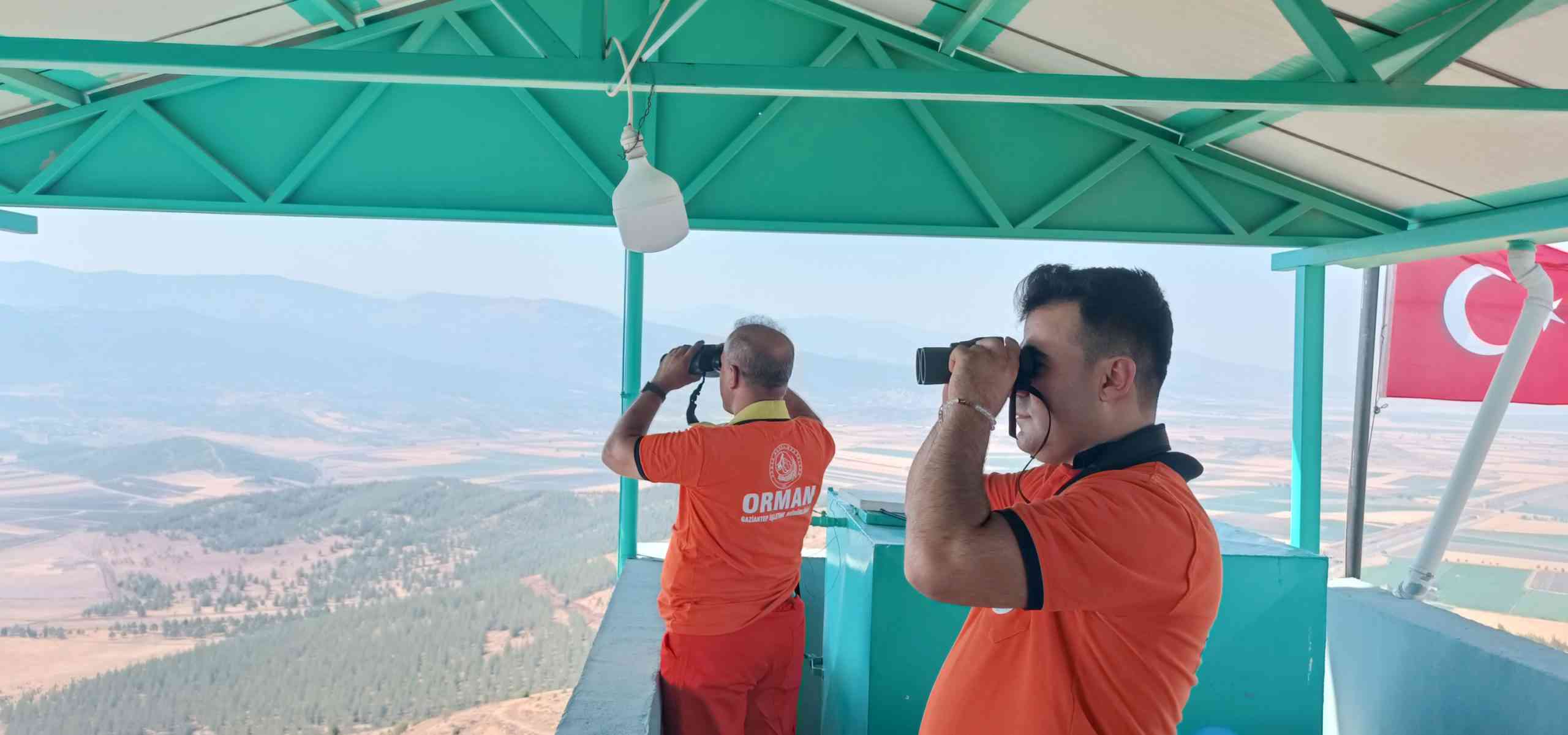 Nurdağı’nda 24 Saat Yangın GözetlemeGaziantep’in Nurdağı ilçesinde, 800 rakımlı Emirtepe’deki