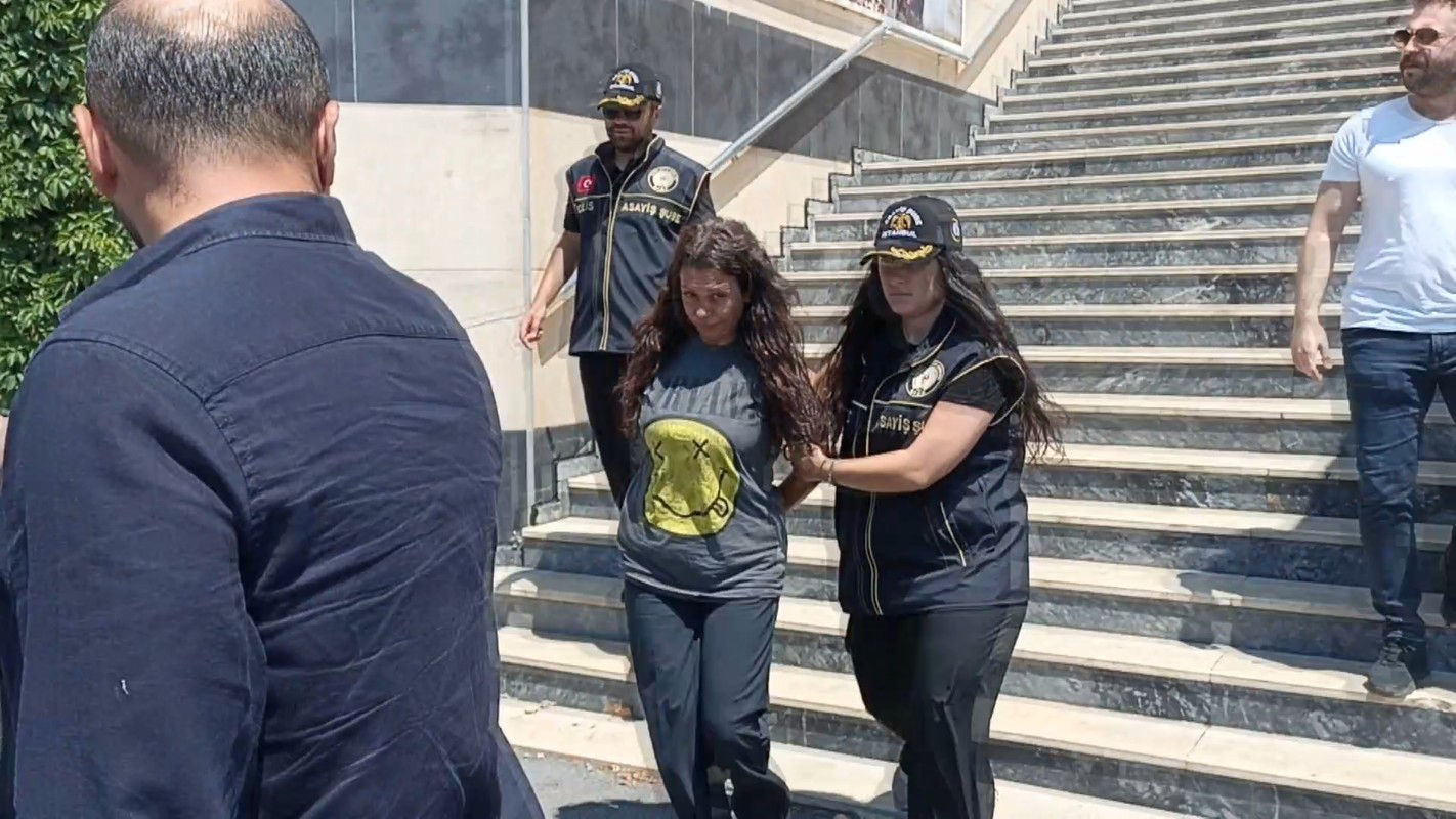 27 Yıl Cezası Olan Firari Evinde Yakalandıİstanbul Emniyet Müdürlüğü Asayiş