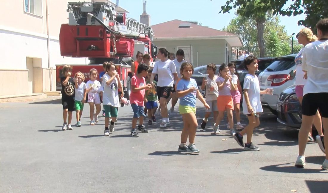 Şişli’de bulunan Nişantaşı Nuri Akın Anadolu Lisesi’nde, bugün saat 12.30