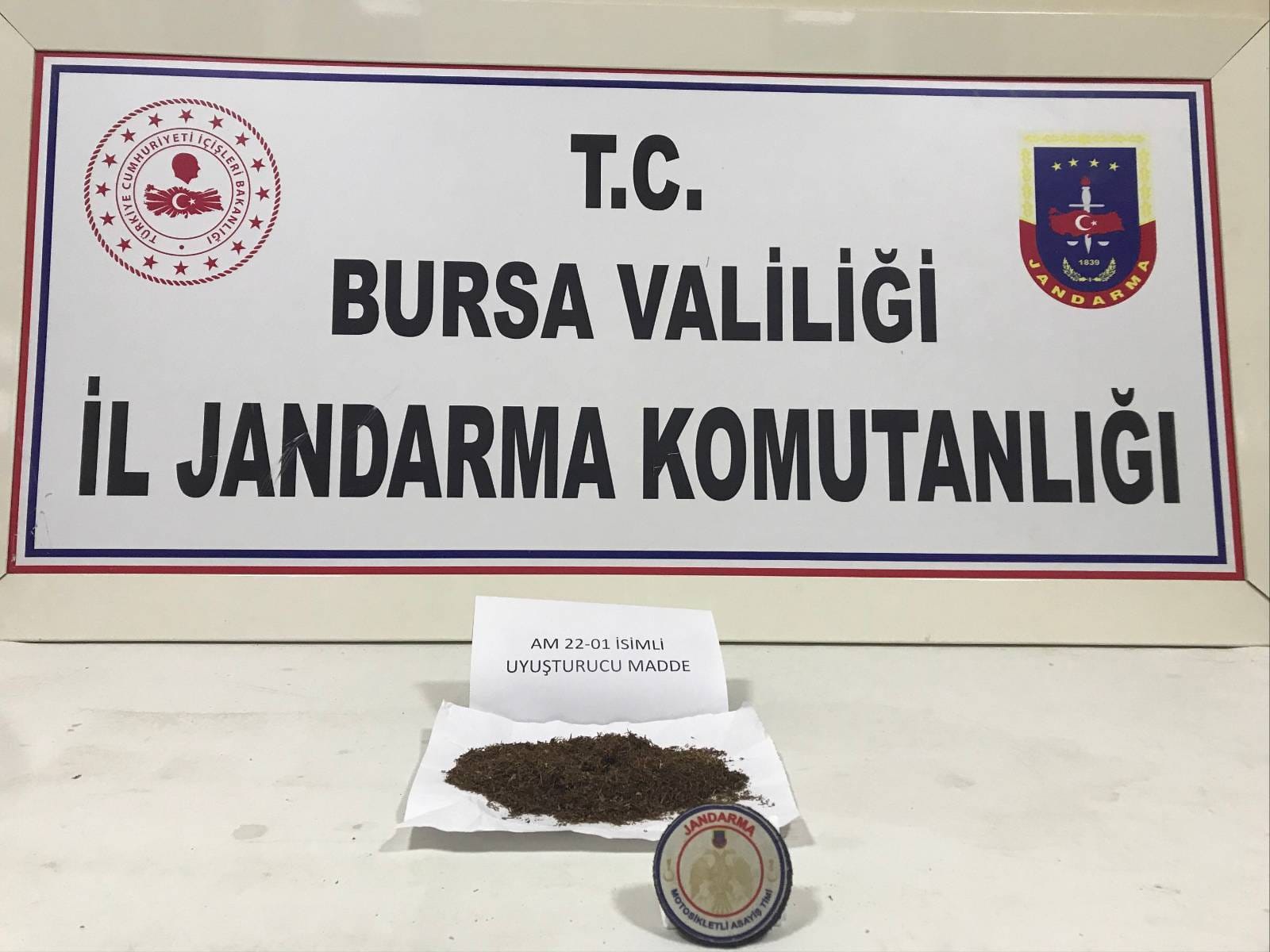 Bursa’nın İnegöl ilçesinde jandarma ekiplerinin düzenlediği operasyonda, hakkında şüphe oluşan