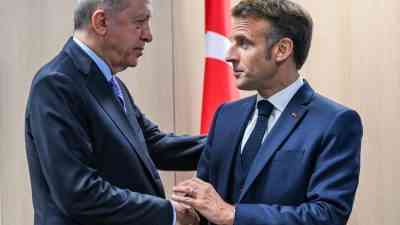 Fransa Cumhurbaşkanı Emmanuel Macron, Cumhurbaşkanı Recep Tayyip Erdoğan ile Gazze’deki